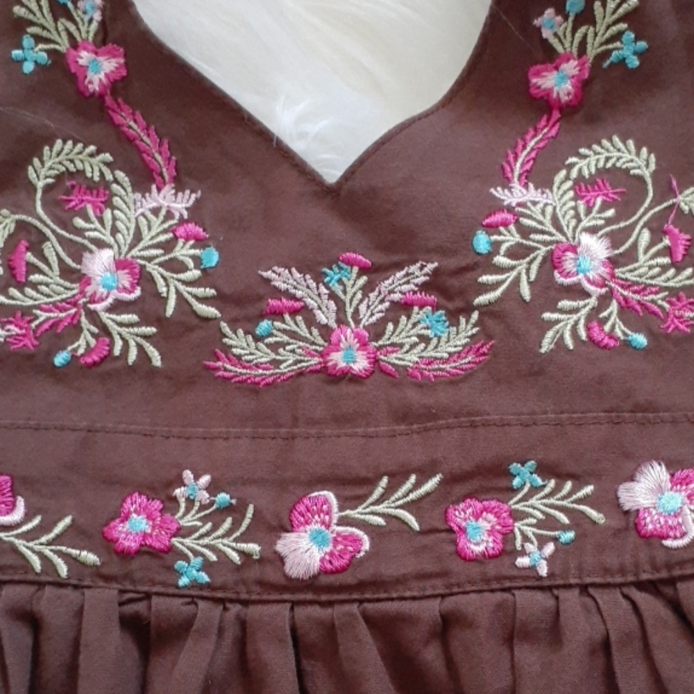 Dress - Picture 3 of 4